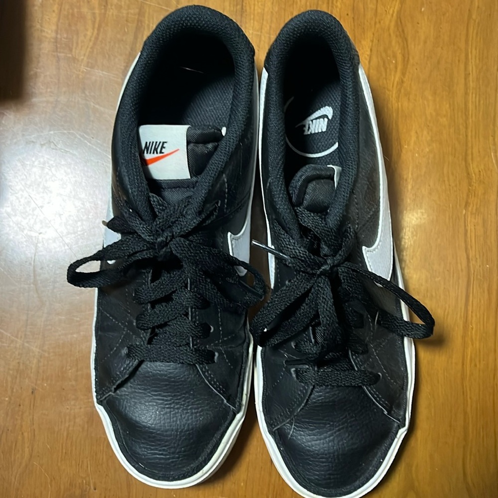 Nike shoes